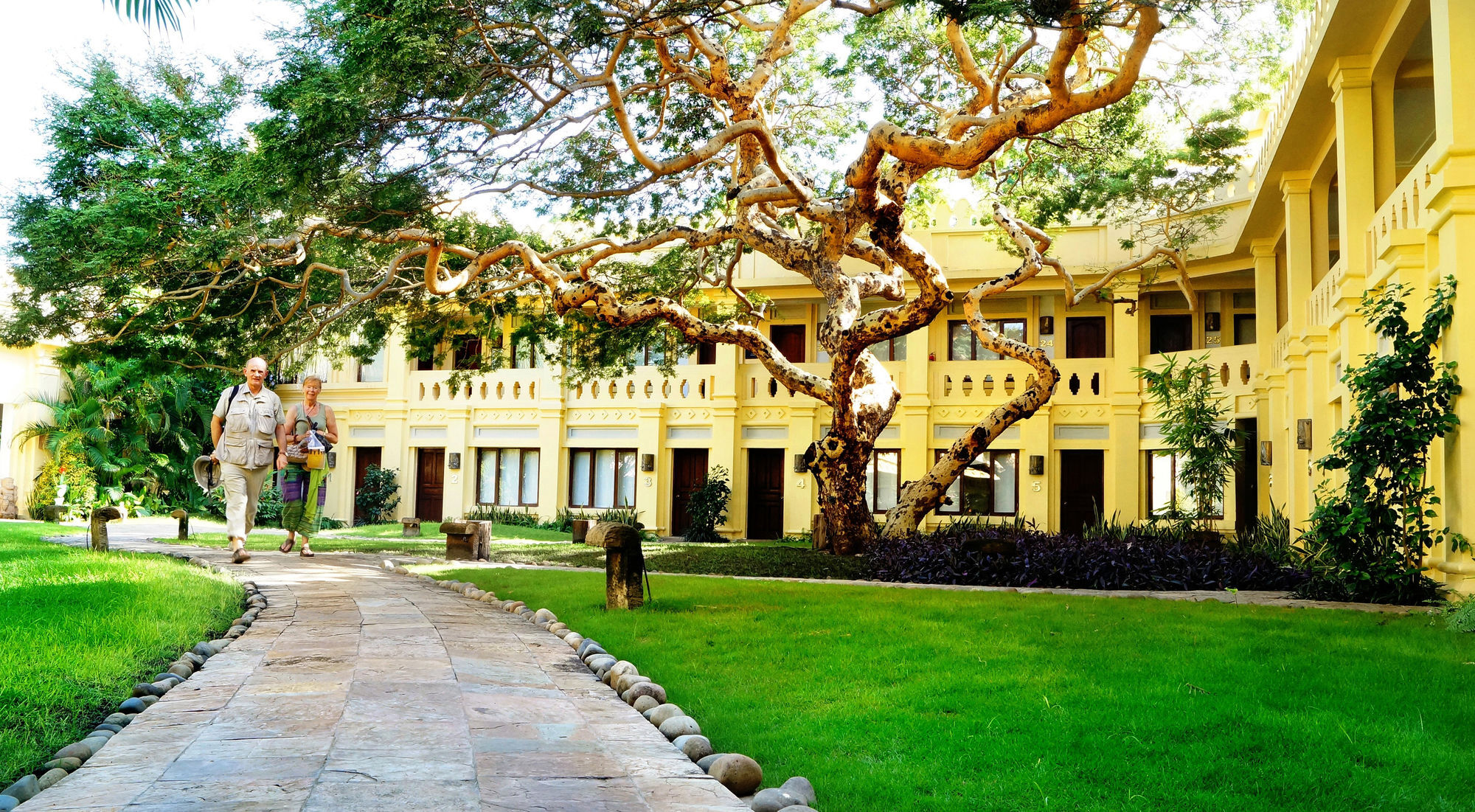 Areindmar Hotel Bagan Luaran gambar